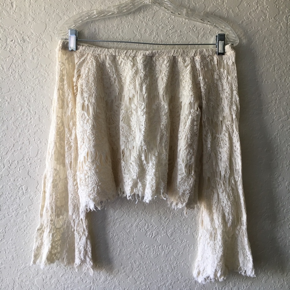 Women’s Off the Shoulder Lace Top